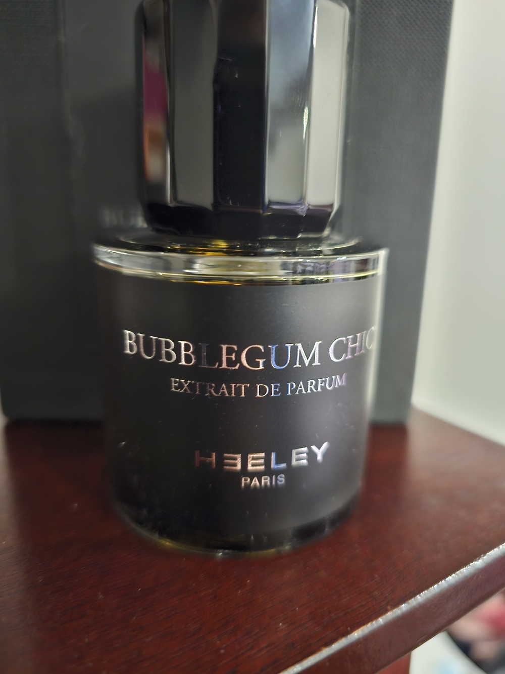 Heeley "Bubblegum Chic" Fragrance - Picture 3 of 13